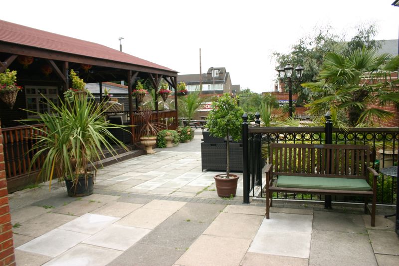 Image of caption_12